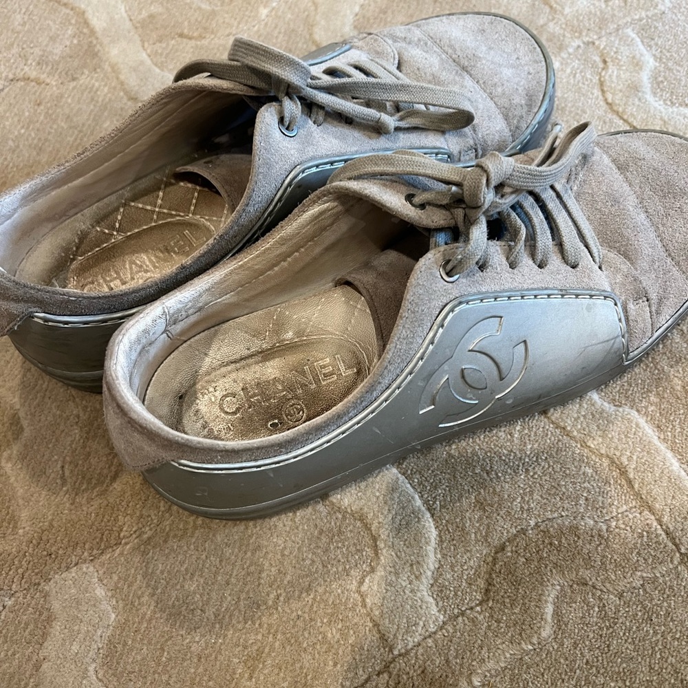 Chanel unisex sneakers Men size 39 - Picture 3 of 4